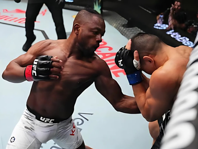 曼内尔·卡普在UFC拉斯维加斯103 TKO胜利引发了争议